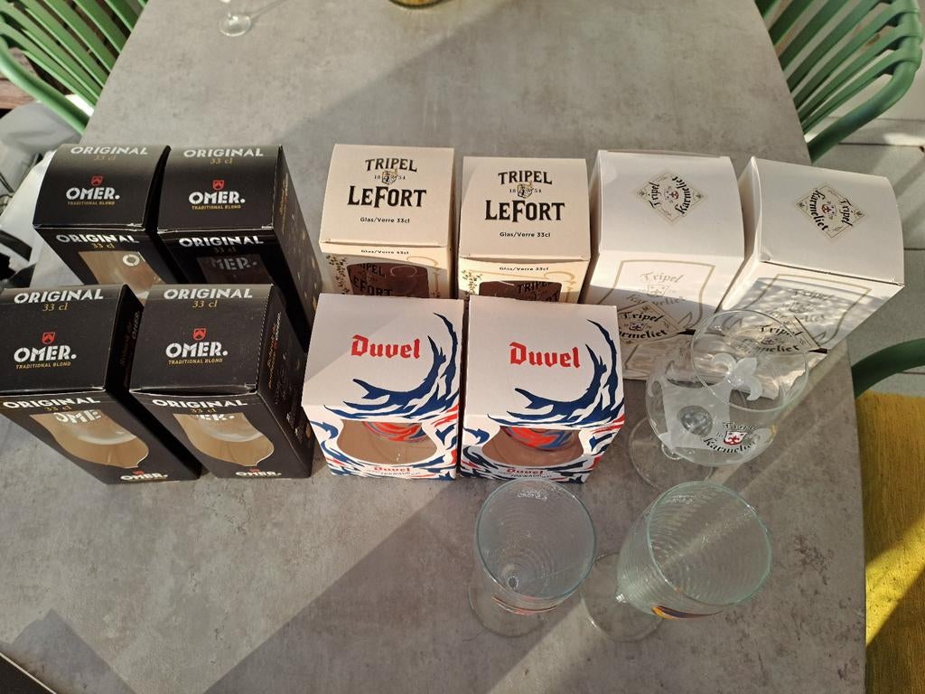 Nieuwe bierglazen, Enlèvement, Verre à bière