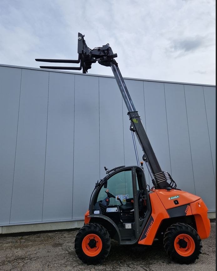 AUSA T235 HX4 VERREIKER, Ophalen, Transport