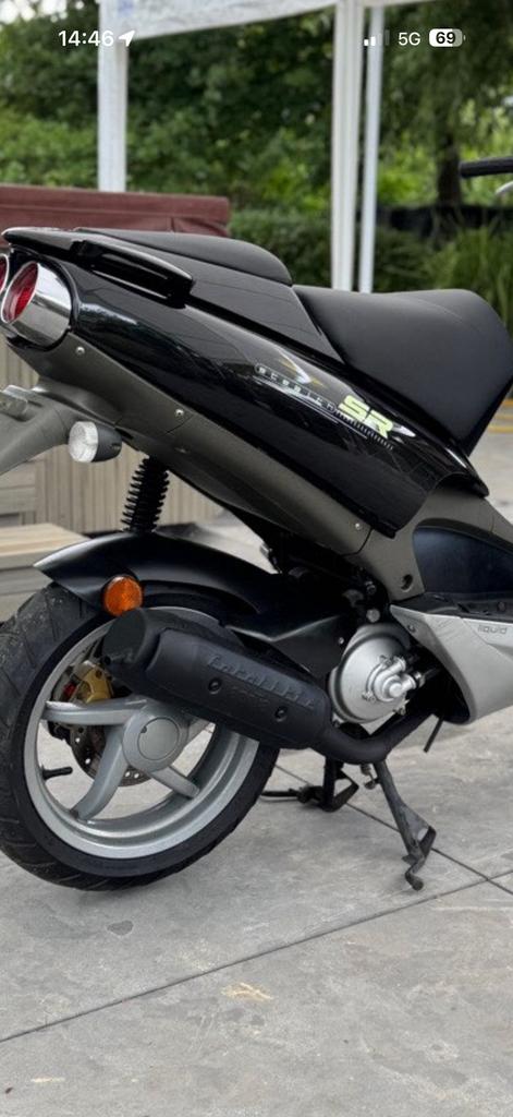 Aprillia uitlaat+ spatbord sr50, Ophalen, Tweetakt, SR 50, Klasse A (25 km/u)