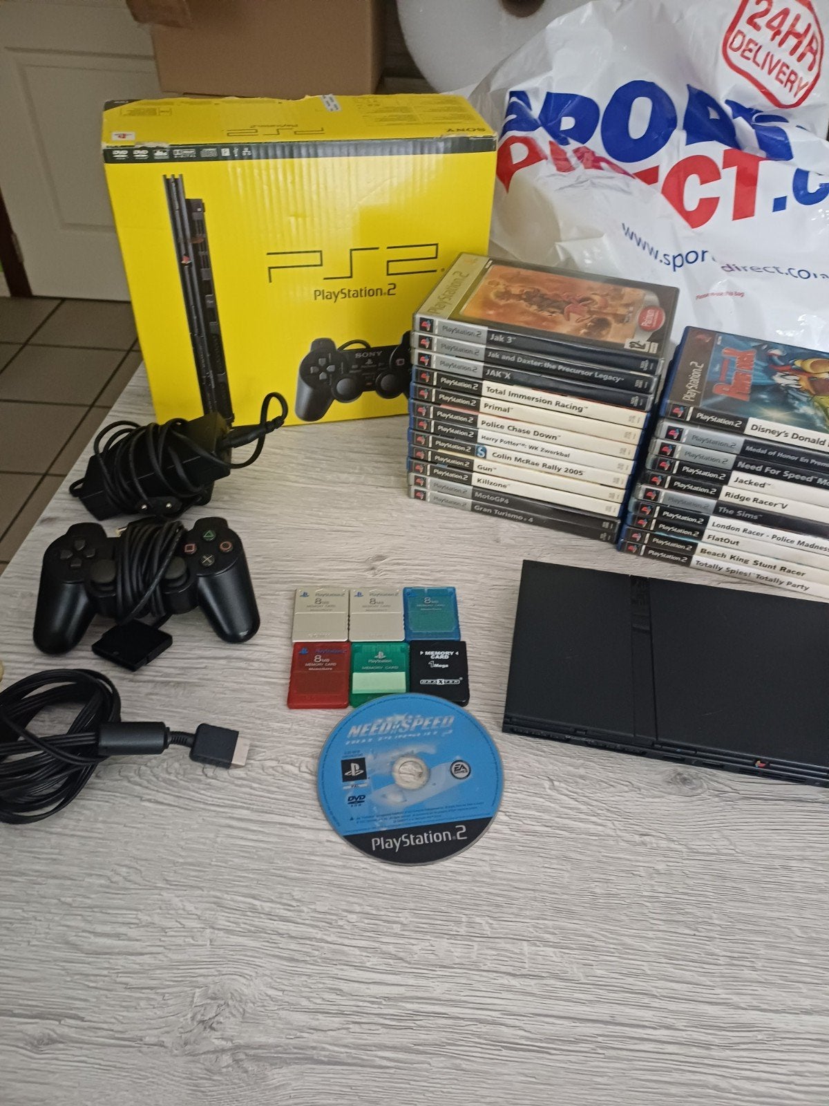 PlayStation 2 + jeux + cartes mémoires + etc.., Enlèvement ou Envoi, Avec 1 manette, Avec jeux