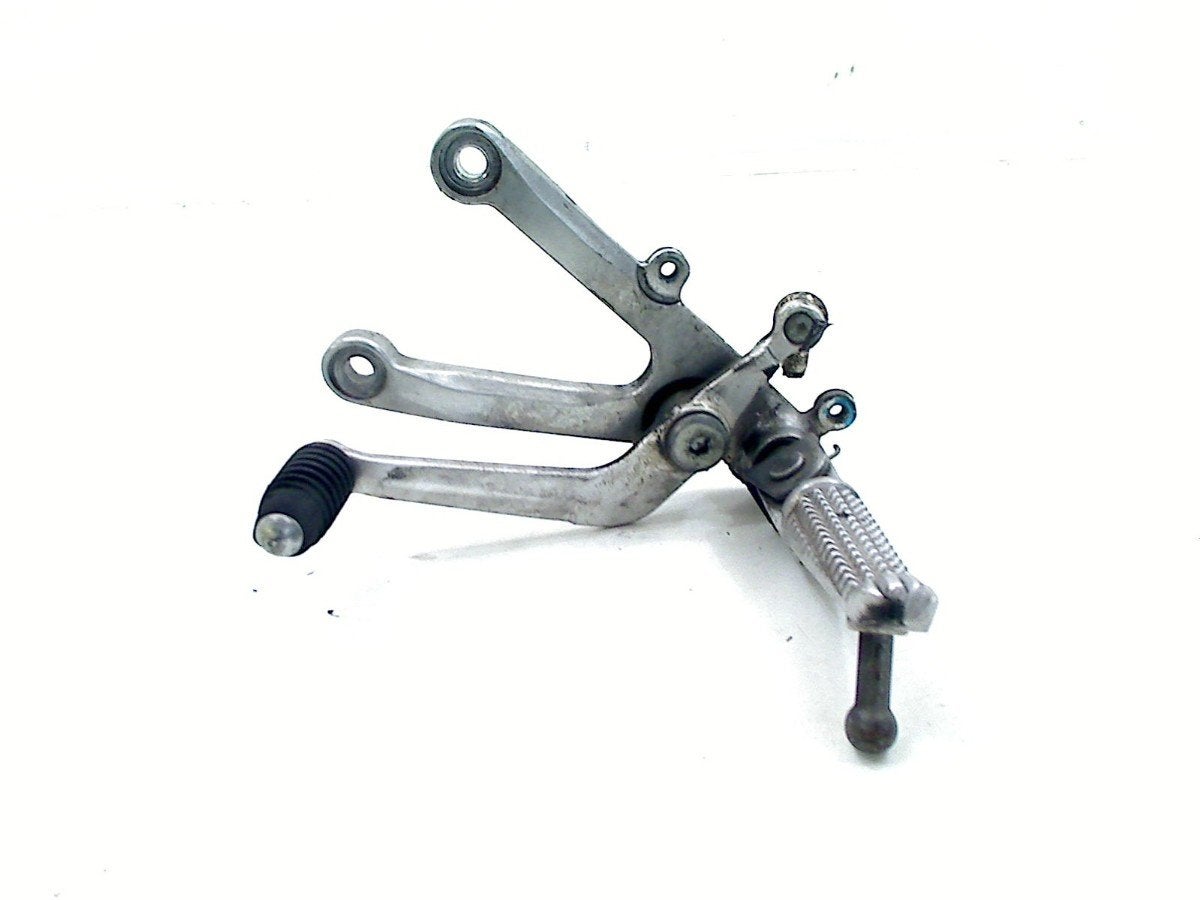 SCHETSPLAAT LINKS VOOR YZF R6 1999-2002 (YZF-R6 5EB 5MT), Dhr. S. di Majo, Gebruikt, Info@cama-motorparts.nl, P.J. Troelstraweg 8 8
3144 CX  MAASSLUIS, NL