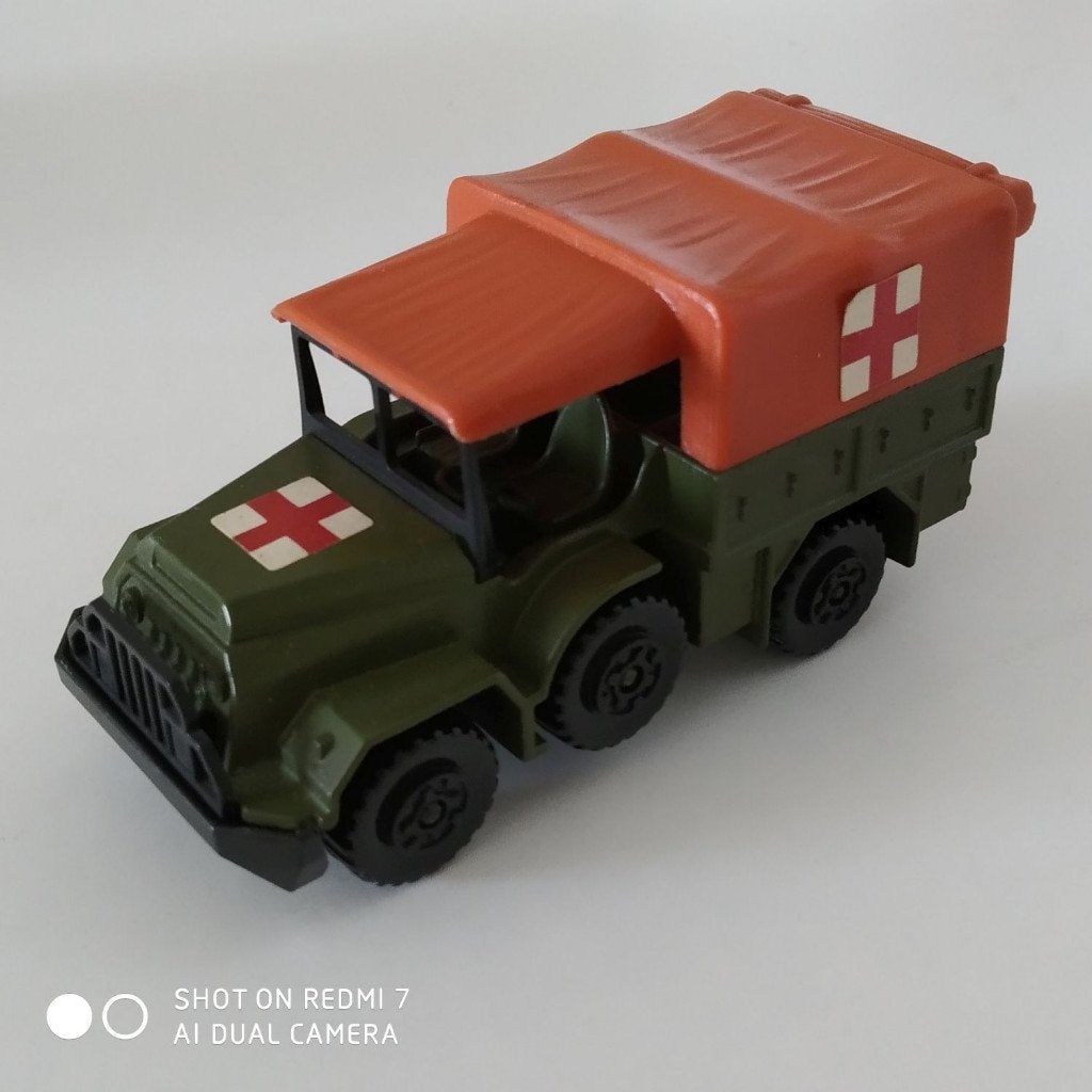 Matchbox Battle Kings K 112 Daf ambulance 1976., Enlèvement ou Envoi, Comme neuf, Bus ou Camion, Matchbox
