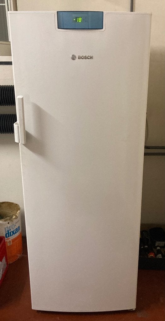 Diepvriezer BOSCH - No Frost - 6 Lades - Tot -26C, Elektronische apparatuur, Vriezers en Diepvrieskisten, Gebruikt, 140 tot 160 cm