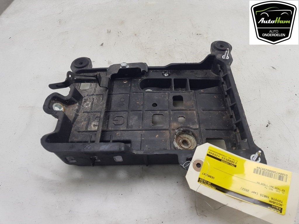 ACCUBAK Yaris Cross (PB1 / PJ1) (|744110D020|744040D330|), Gebruikt, Kundenbetreuung@toyota.de, Toyota, Toyota-Allee 2
50858  Köln, DE