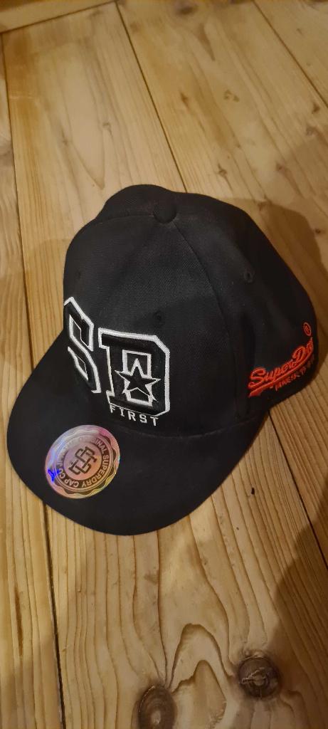 casquette superdry, One size fits all, Enlèvement, Casquette, Porté