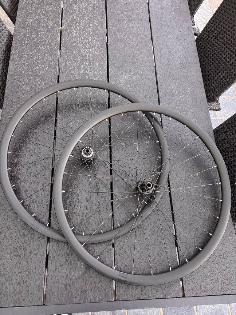 Wielen 30 hoog voor Shimano 11 speed, Fietsen en Brommers, Zo goed als nieuw, Aluminium, Racefiets, Ophalen