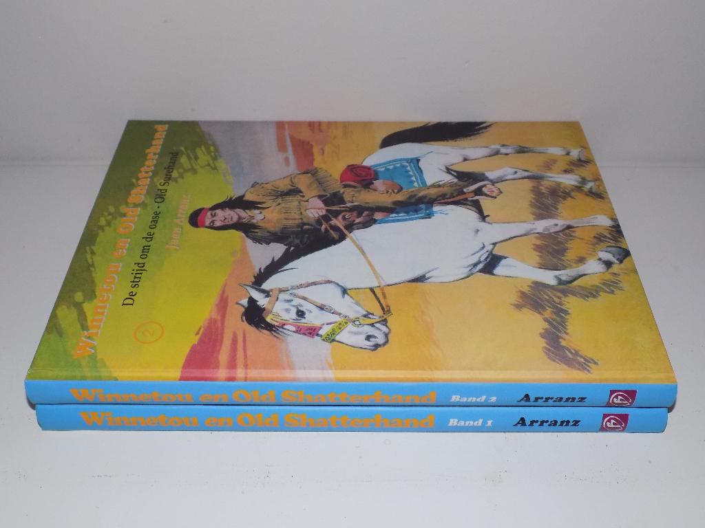 Winnetou en Old Shatterhand ~ Complete Integrale HC's 1 & 2, Livres, BD, Série complète ou Série, Enlèvement ou Envoi, Comme neuf