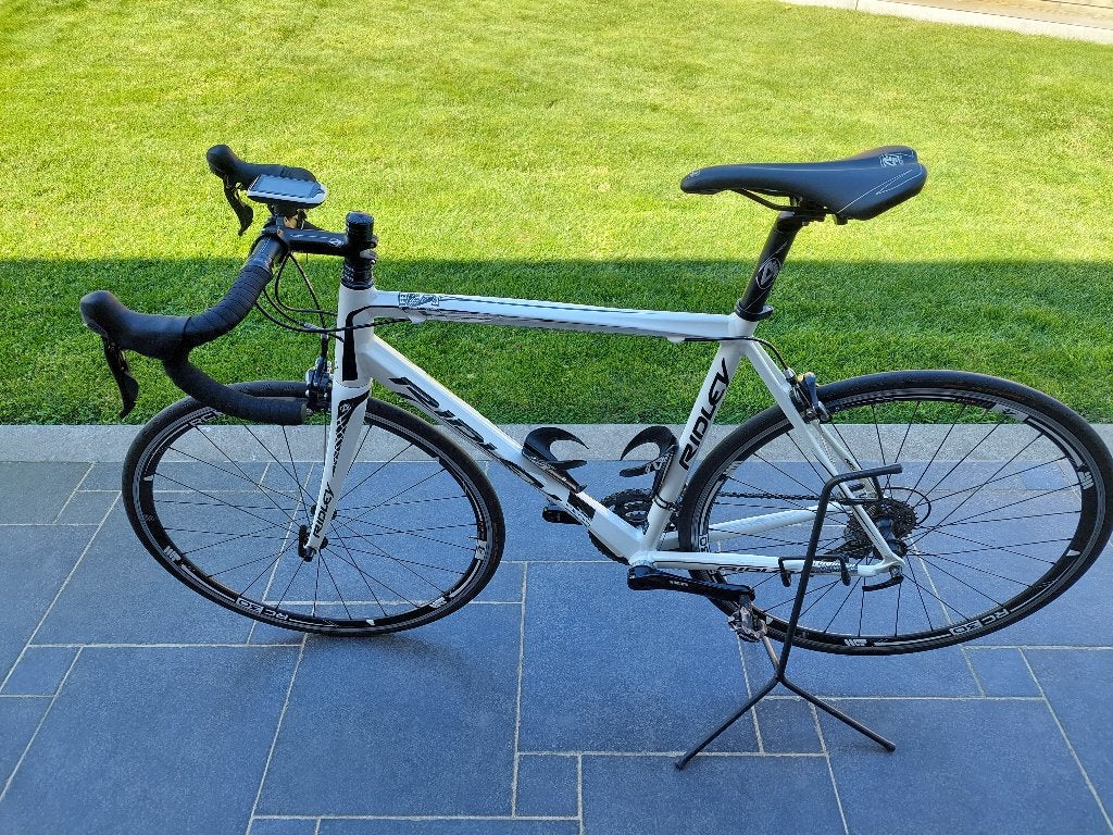 Racefiets Ridley, Ophalen, 28 inch, Velgrem, Aluminium