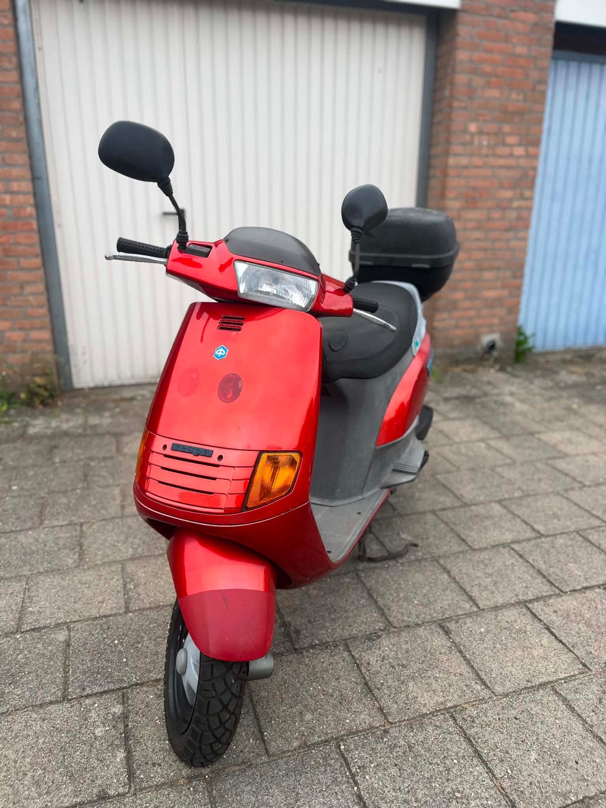 Piaggio skr 125, Ophalen, Zo goed als nieuw