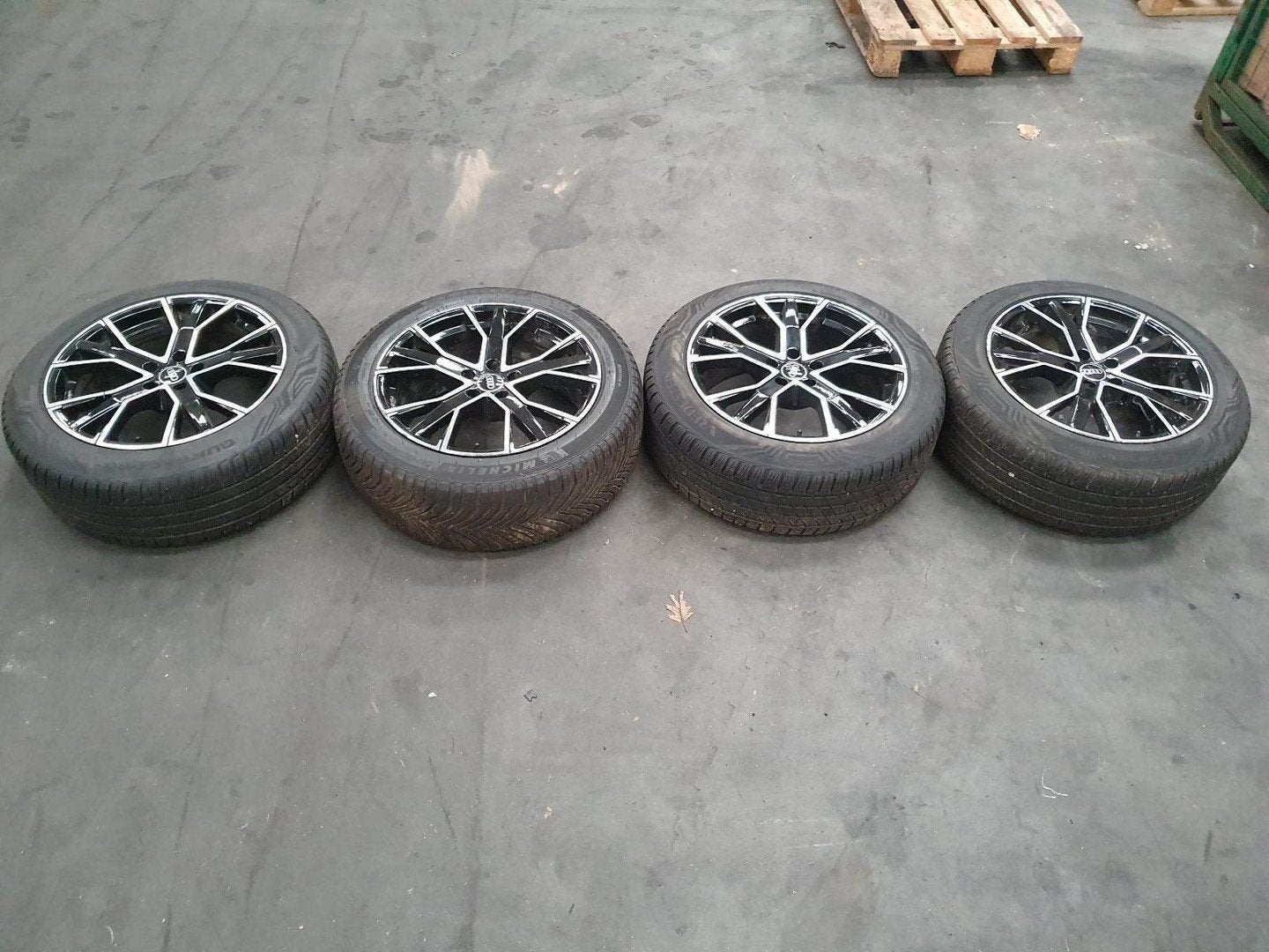AUDI Q3 F3N 35 TFSI Pro Line S VELGEN SET 2021, Auto-onderdelen, Banden en Velgen, Velg(en), Nieuw, Ophalen of Verzenden, Stiba lid