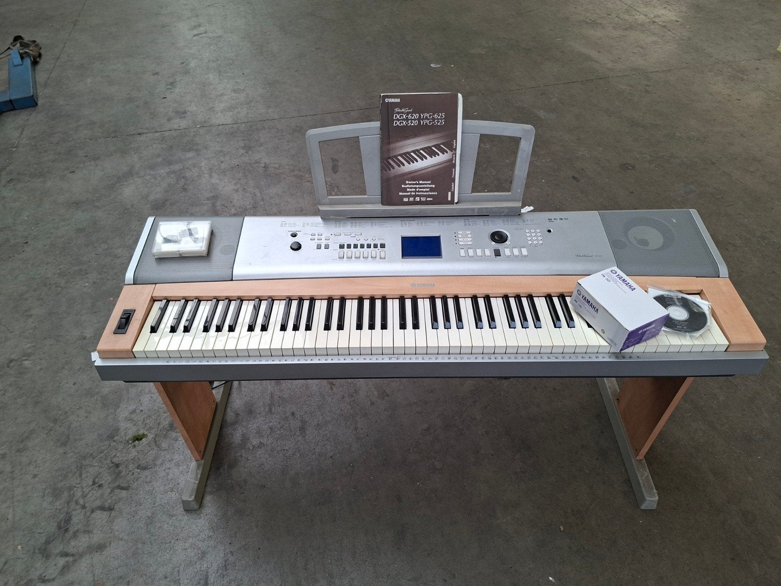 yamaha Portable Grand DGX 620, Musique & Instruments, Enlèvement, Utilisé, Autres couleurs, Piano