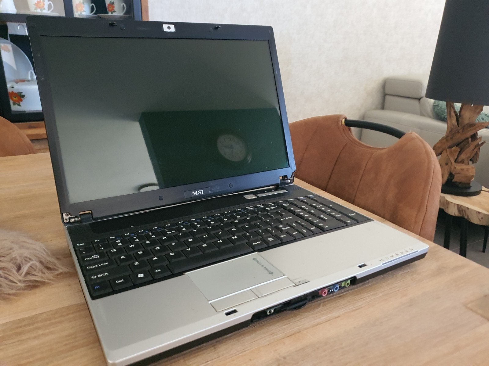 Msi laptop Amd64, Computers en Software, Vintage Computers, Ophalen