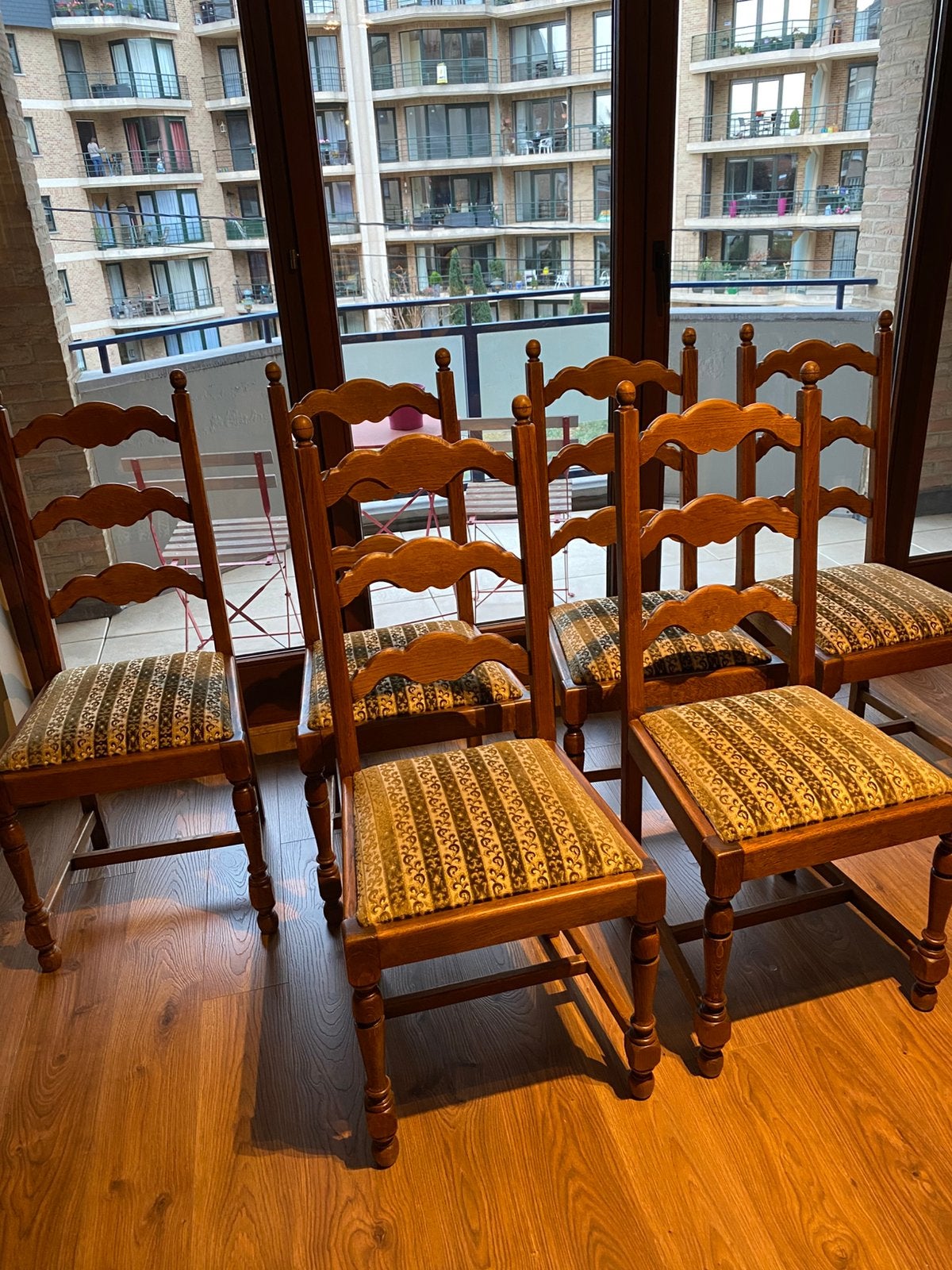 6 chaises en chene salle à manger, Enlèvement