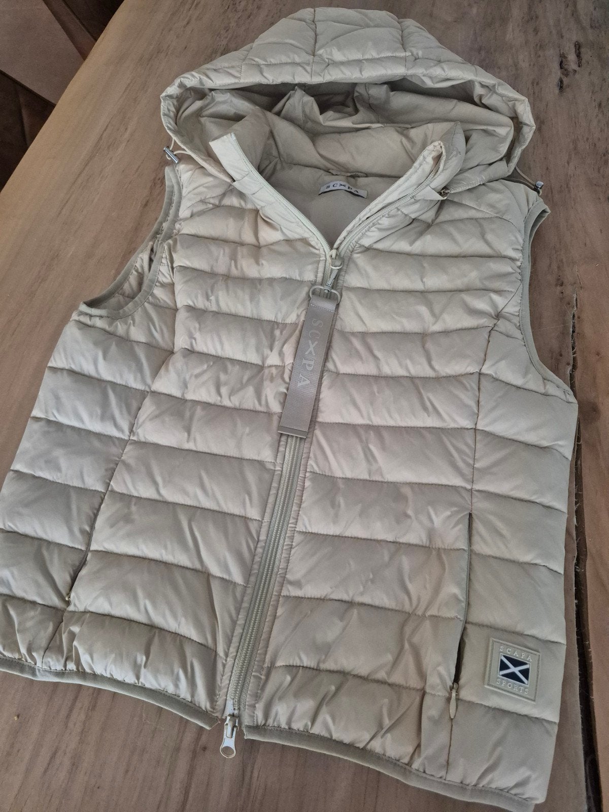 Prachtige bodywarmer Scapa, Ophalen of Verzenden