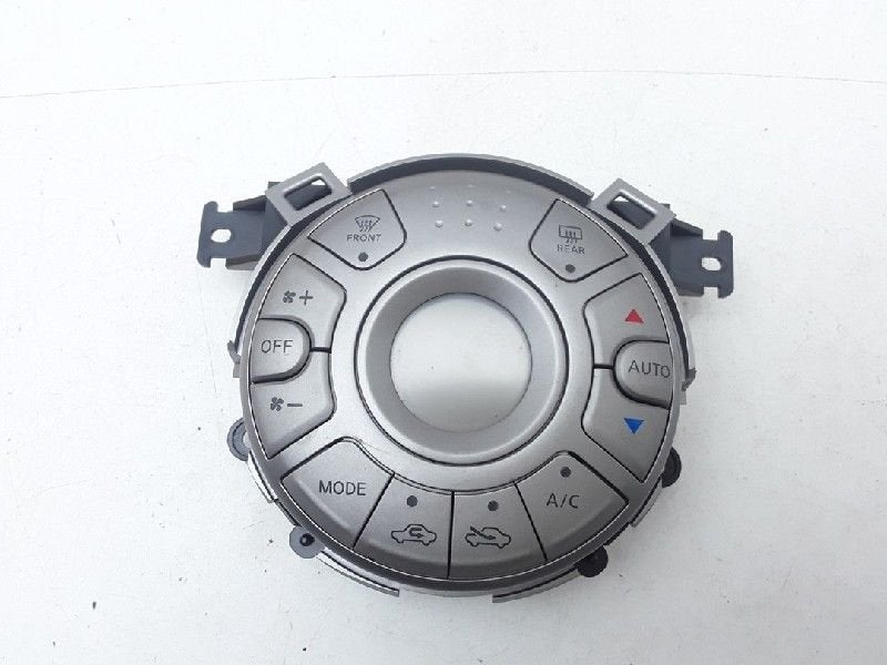 PANNEAU DE COMMANDE CHAUFFAGE CLIMATISATION Micra (K13), Dhr. M. Roggen, Stadsweg 37 37
9917 PV  WIRDUM GR., NL, Nissan, Utilisé