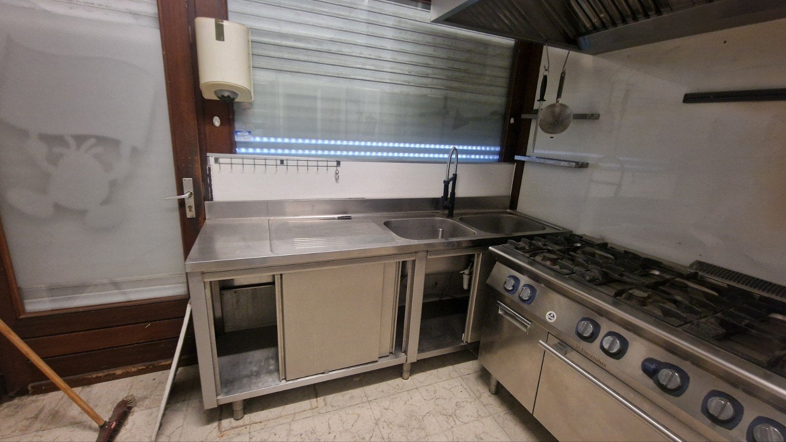 Meuble inox double évier avec dosseret et mitigeur, Huis en Inrichting, Ophalen