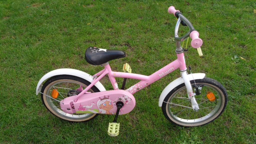 Meisjesfiets 16 inch, Fietsen en Brommers, Fietsen | Meisjes, Ophalen, Velgrem, Zo goed als nieuw, B'twin