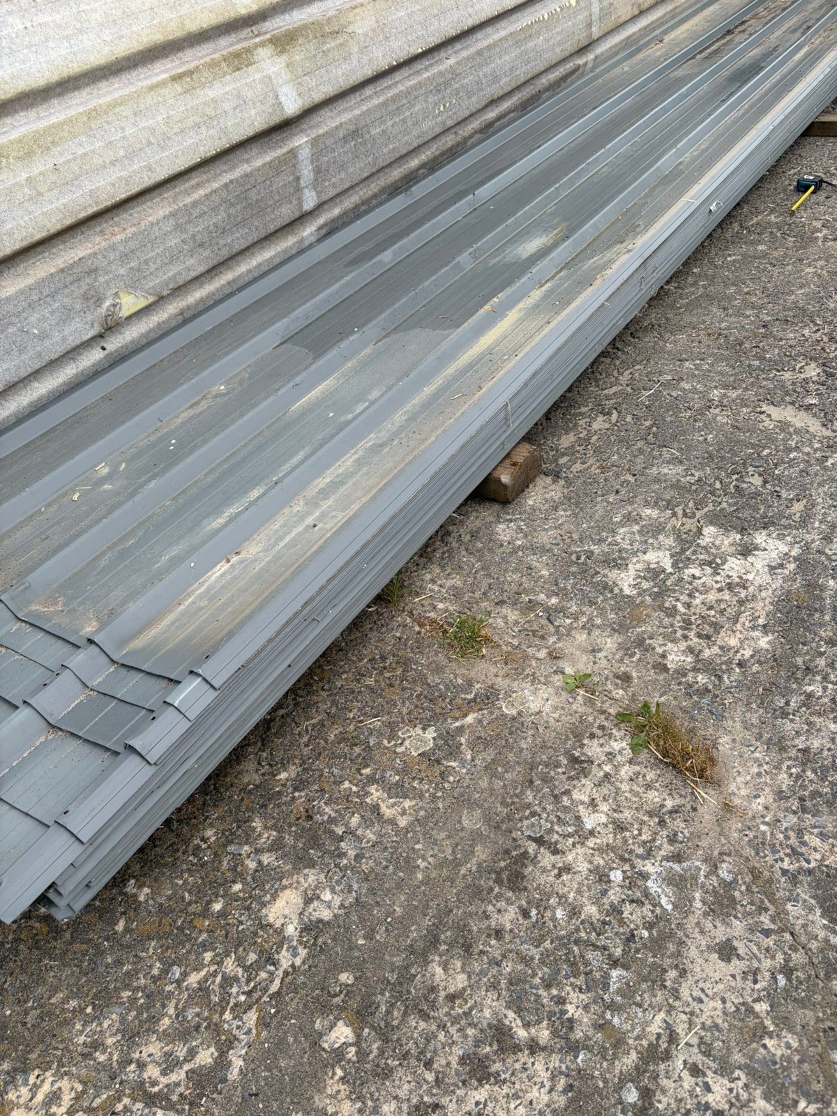 Plaques profilées 5,5 m 15 pièces, Bricolage & Construction, Métaux, Enlèvement, Utilisé