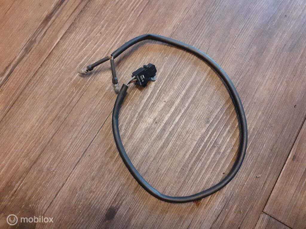 Remlichtschakelaar microswitch Brembo radiale pomp 1098 999, Gebruikt, Factorystore.service@ducati.com, Ophalen of Verzenden, Via Antonio Cavalieri Ducati, 74/5, 74/6, 40132 Bologna BO