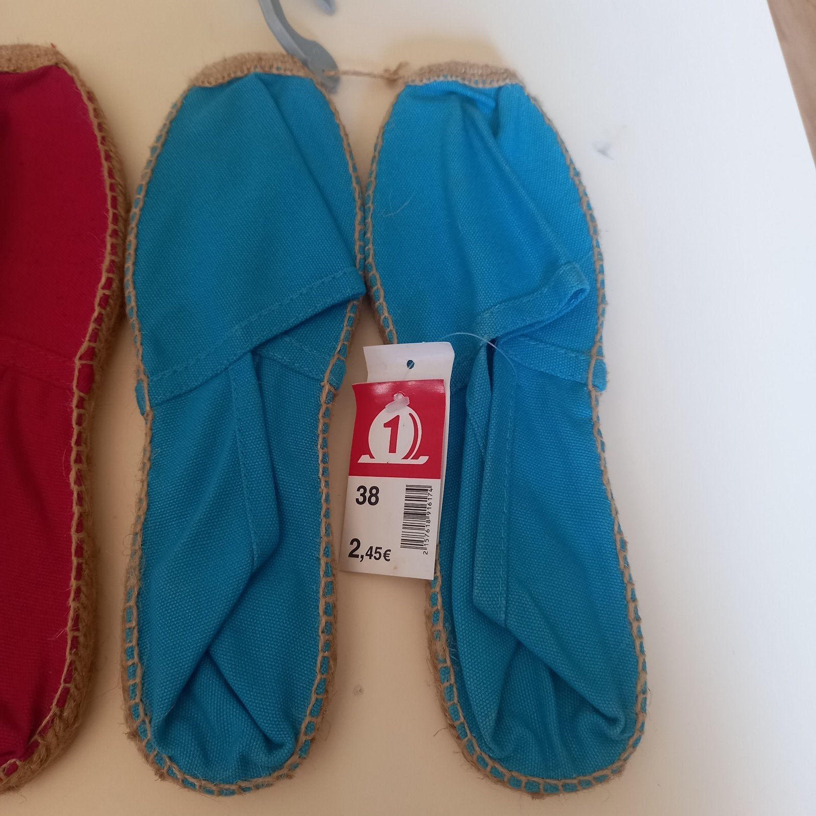 Stoffen pantoffels, Kleding | Dames, Schoenen, Nieuw, Ophalen of Verzenden, Pantoffels of Sloffen, Rood