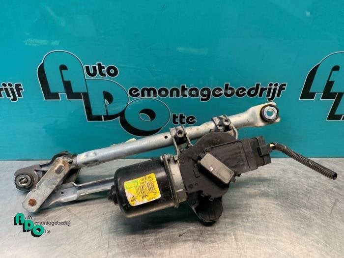 Moteur + mécanique essuie-glace d'un Citroen C1 (C1 08-), Autos : Pièces & Accessoires, Vitres & Accessoires, Citroën, Utilisé