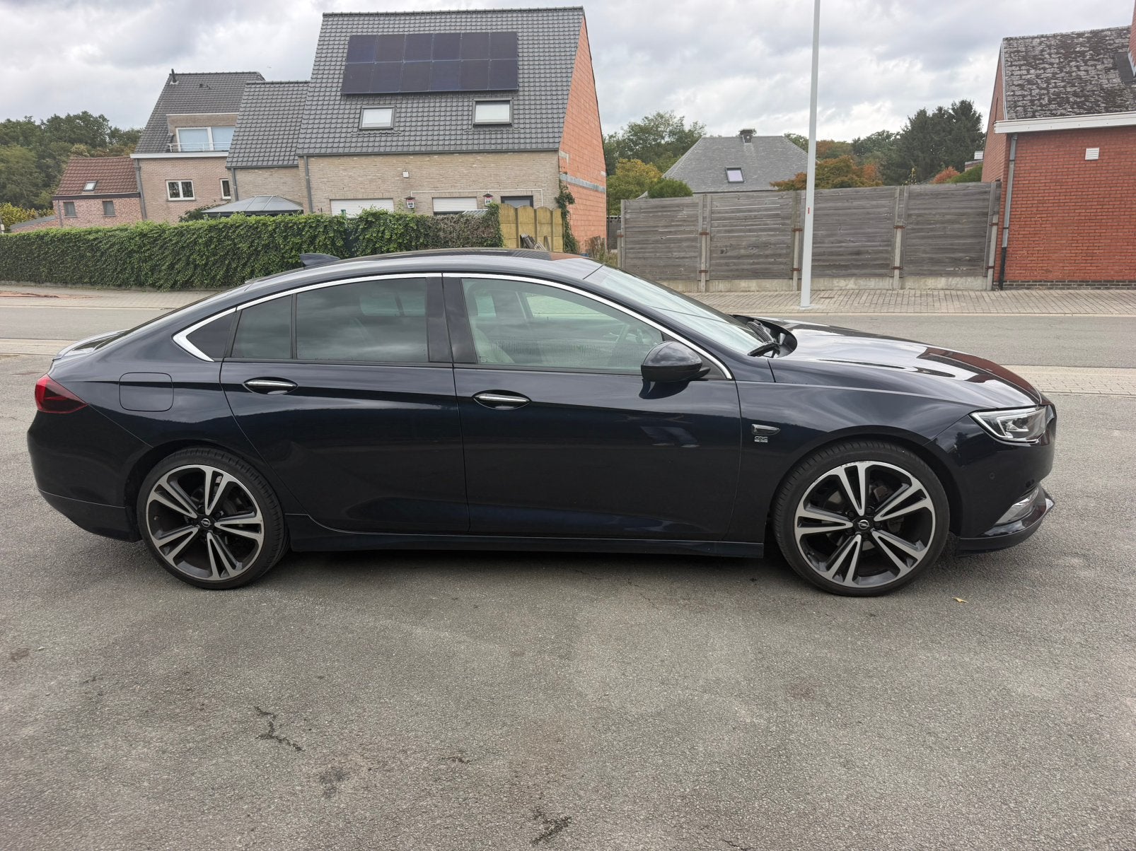 Opel Insignia Benzine 2018 AUTOMAAT OPC LINE FULL OPTION!, Auto's, 4 deurs, Blauw, Leder, 1500 cc