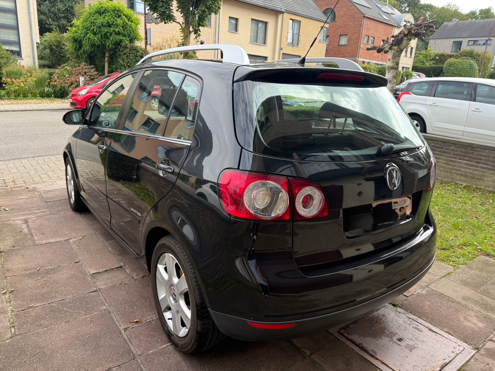 WV Golf Plus 1.4 TFS Benzine Euro 5, Auto's, Euro 5, 4 cilinders, Zwart, Particulier