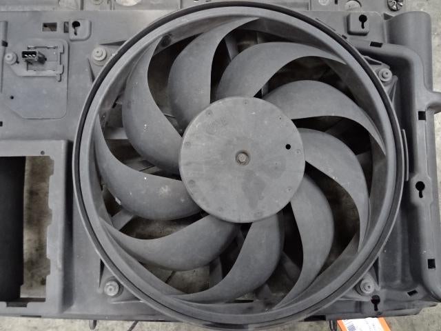 KACHEL VENTILATORMOTOR Berlingo Cinqspace, Multispace, Auto-onderdelen, Gebruikt, Citroën, Mevr. I. Hauben, Rue de l'Espoir 34 34
4030  GRIVEGNÉE, BE