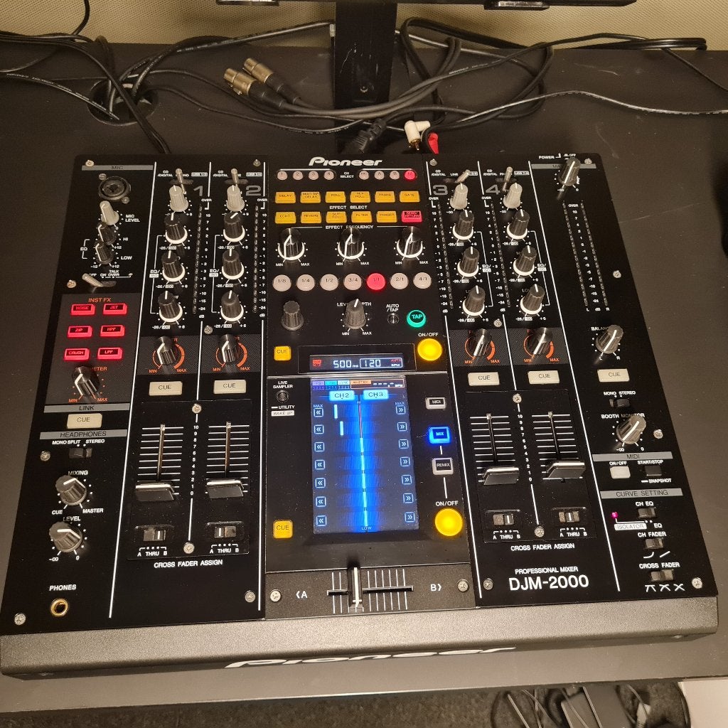 Pioneer DJM-2000 + flightcase, Muziek en Instrumenten, Ophalen, Zo goed als nieuw, Dj-set, Pioneer