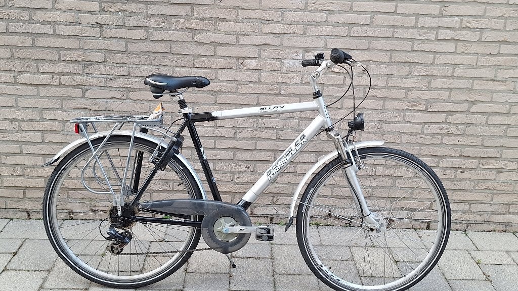 Herenfiets stadsfiets, Fietsen en Brommers, Ophalen, Zo goed als nieuw, Versnellingen