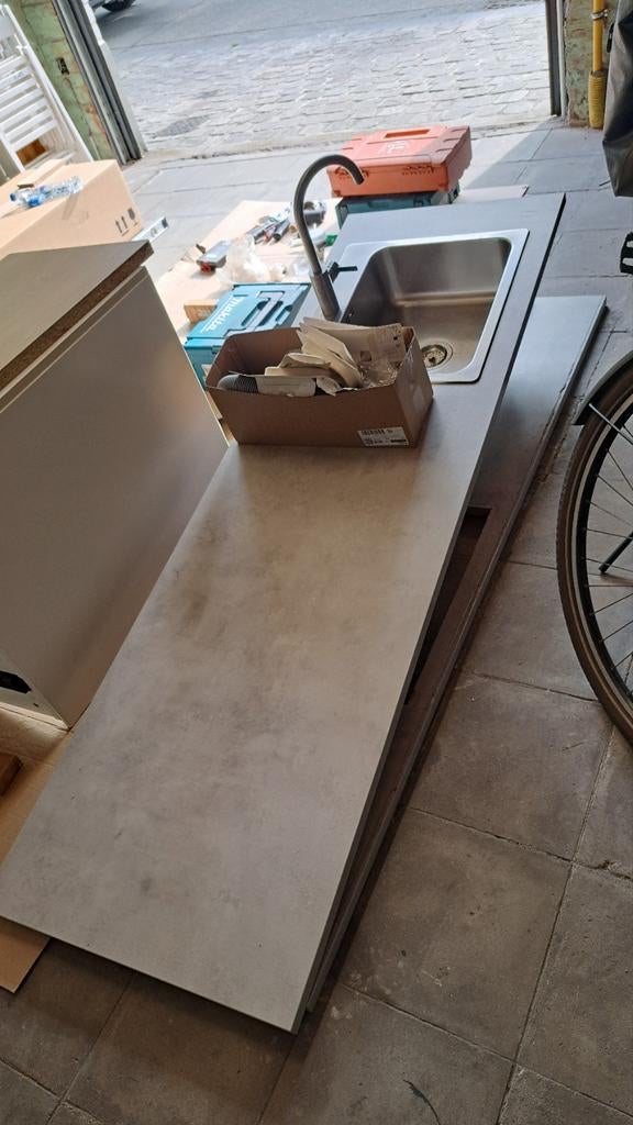 2x werkblad en kast, Enlèvement