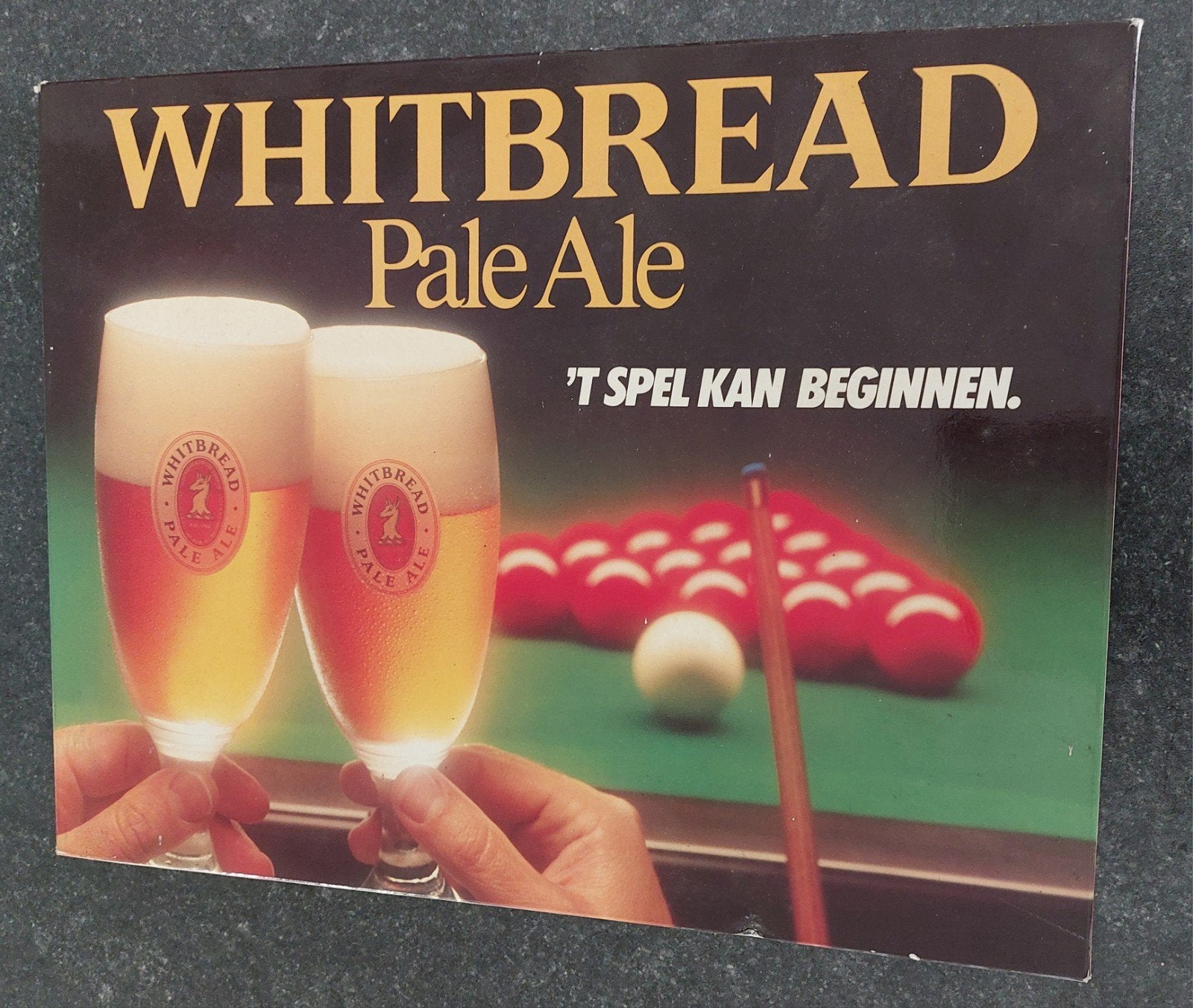 Vintage Whitbread Pale Ale reclamebord karton Alma graphic, Verzamelen, Ophalen