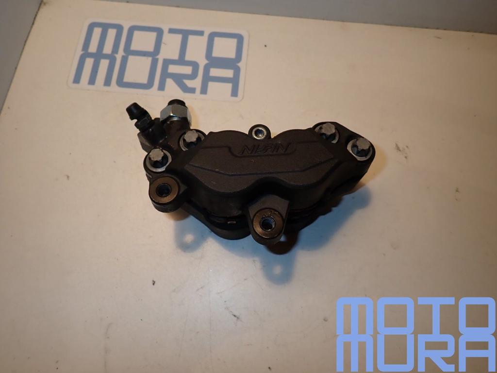 Remklauw links voor de Kawasaki Z800 2012 - 2016 Z 800 linke, Motos, -, Utilisé, -, -