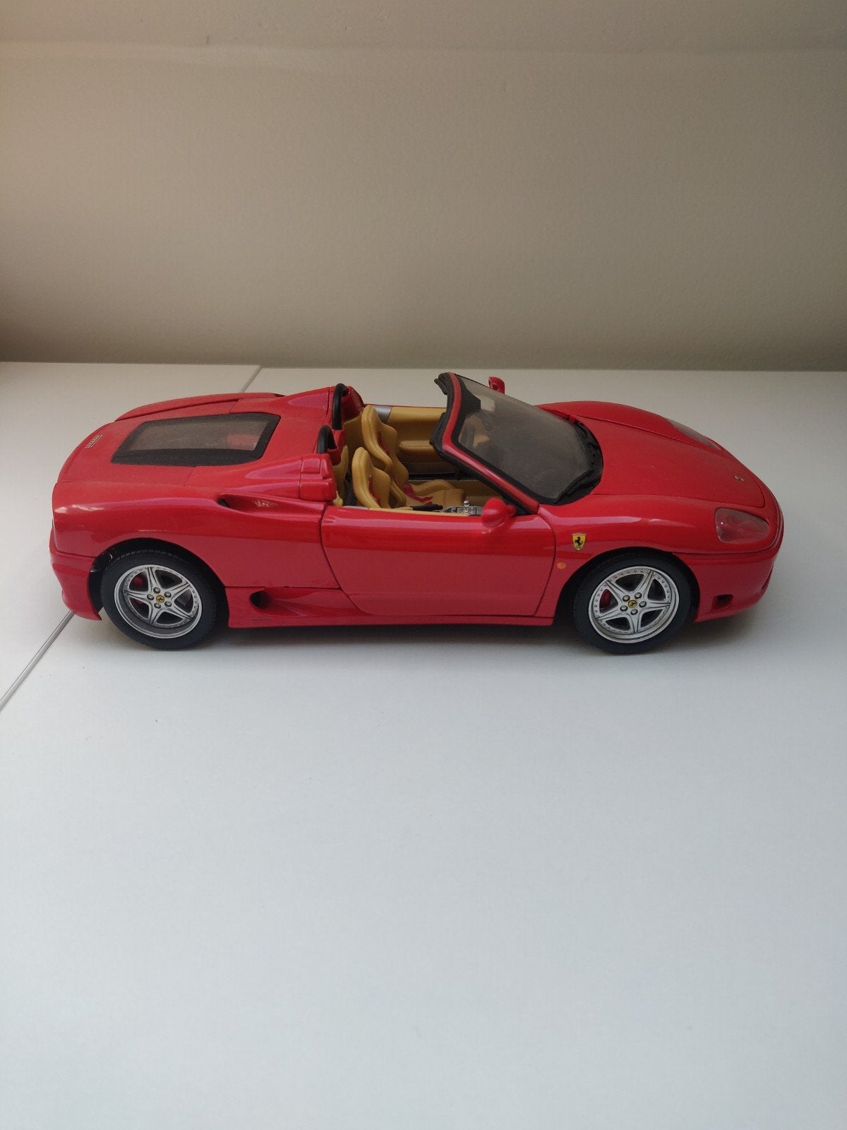 Hot Wheels 1:18 - Ferrari 360 Spider (rouge), Enlèvement ou Envoi, Comme neuf, Voiture, Hot Wheels