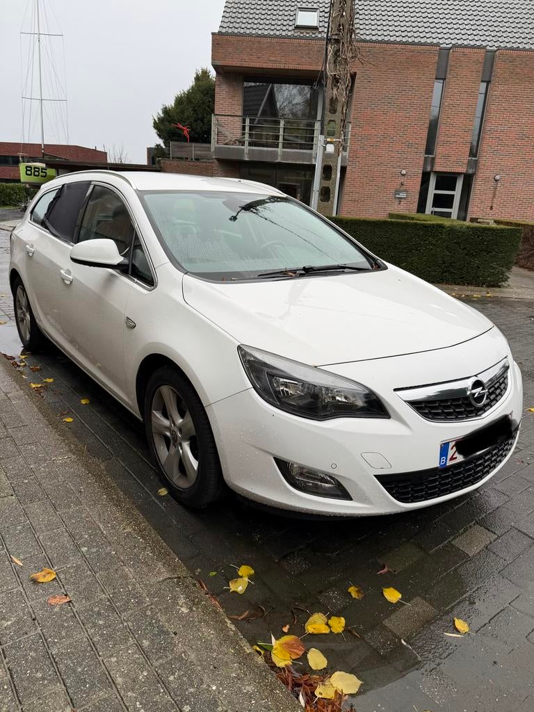 Opel Astra Sports Tourer 2012 | 1.7 CDTI - Euro 5, Auto's, Euro 5, Wit, 5 deurs, Particulier