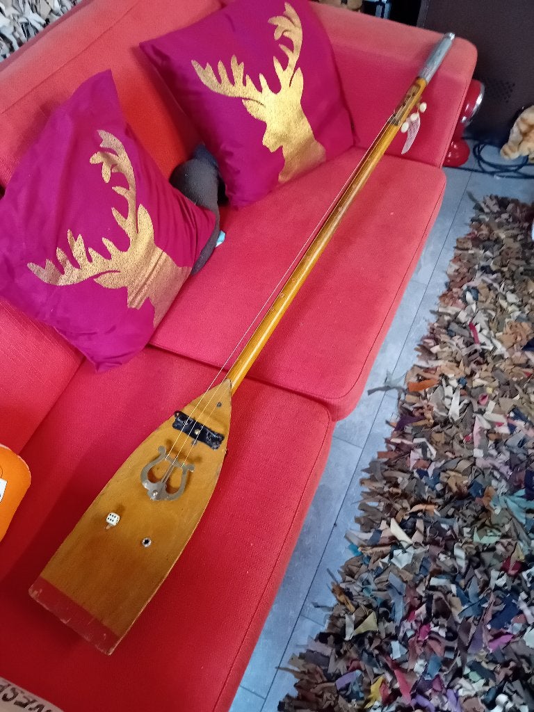 roeispaangitaar paddle guitar cigarbox roots blues, Ophalen of Verzenden, Gebruikt, Solid body