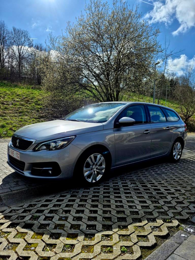 Peugeot 308 sw hdi , 1er prop, année 2020, Commande vocale, Achat, Euro 6, Entretenue par le concessionnaire