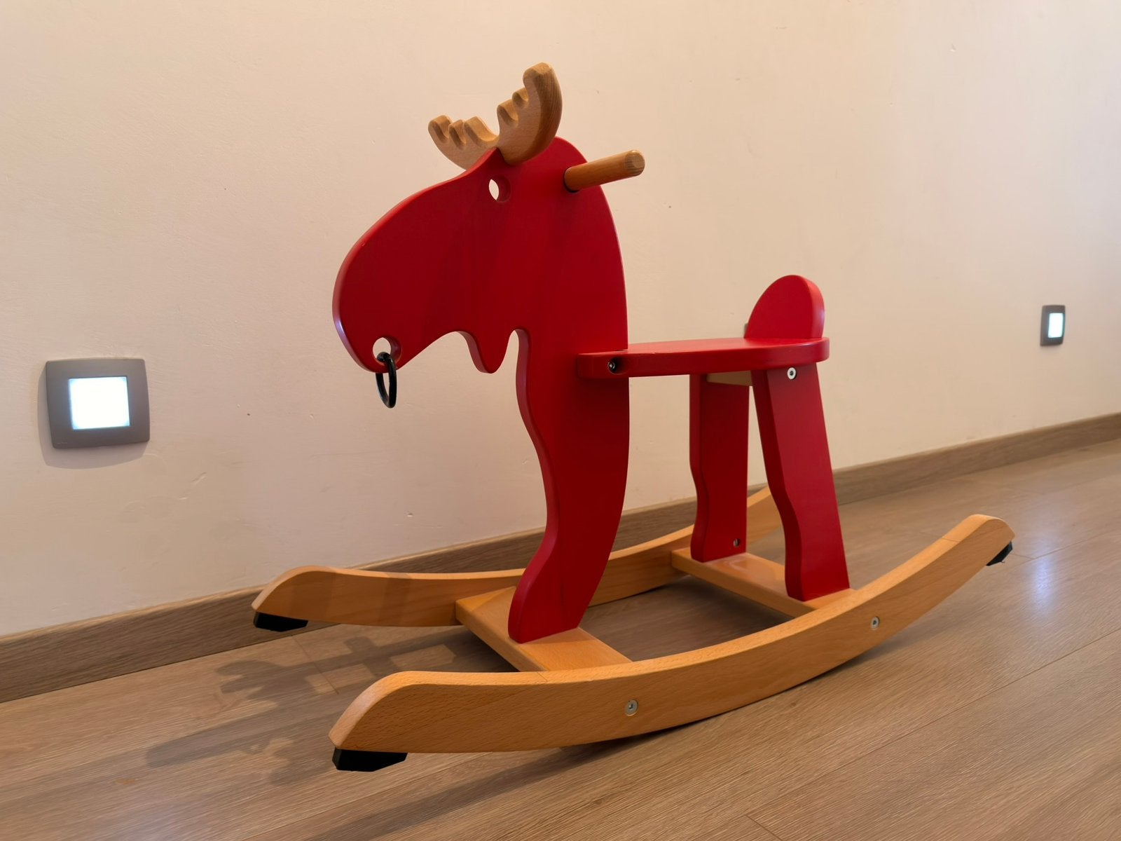 Houten hobbelpaardje Ikea, Ophalen