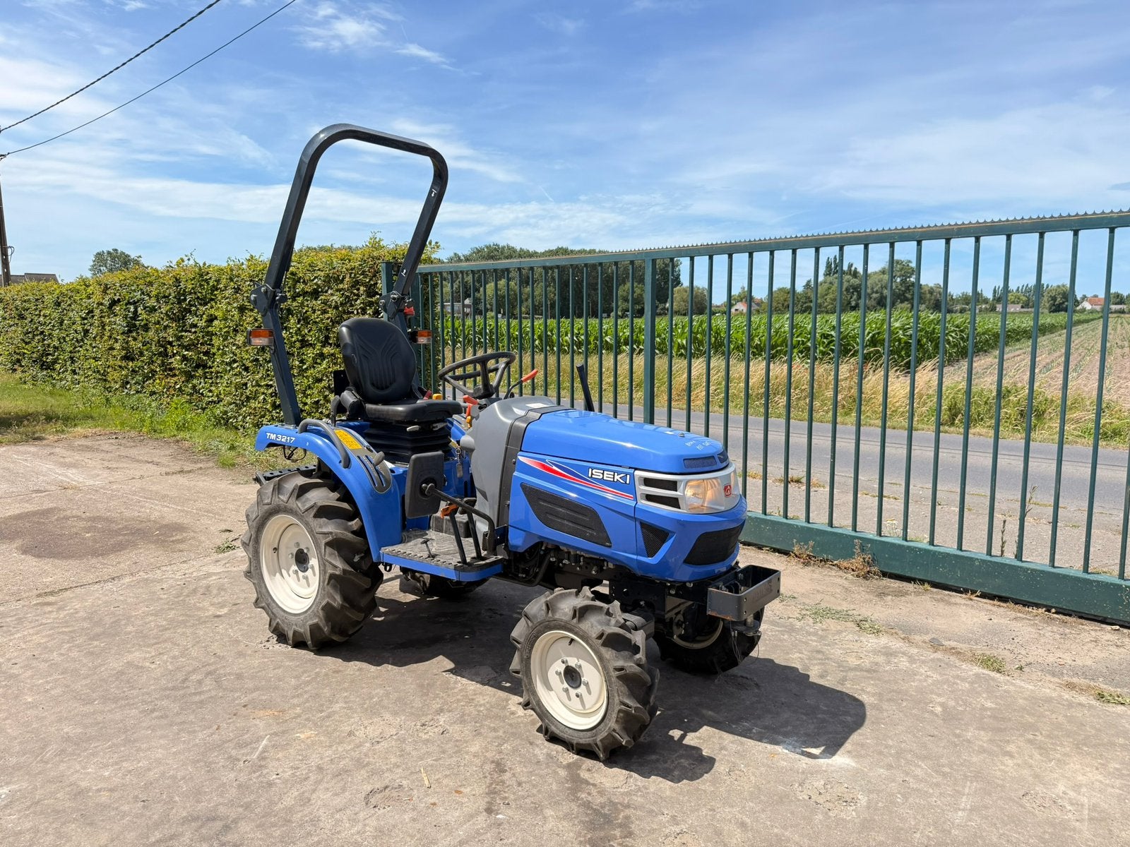 Tracteur Iseki à peine 550 heures depuis 08/2019 en bon état, Enlèvement ou Envoi