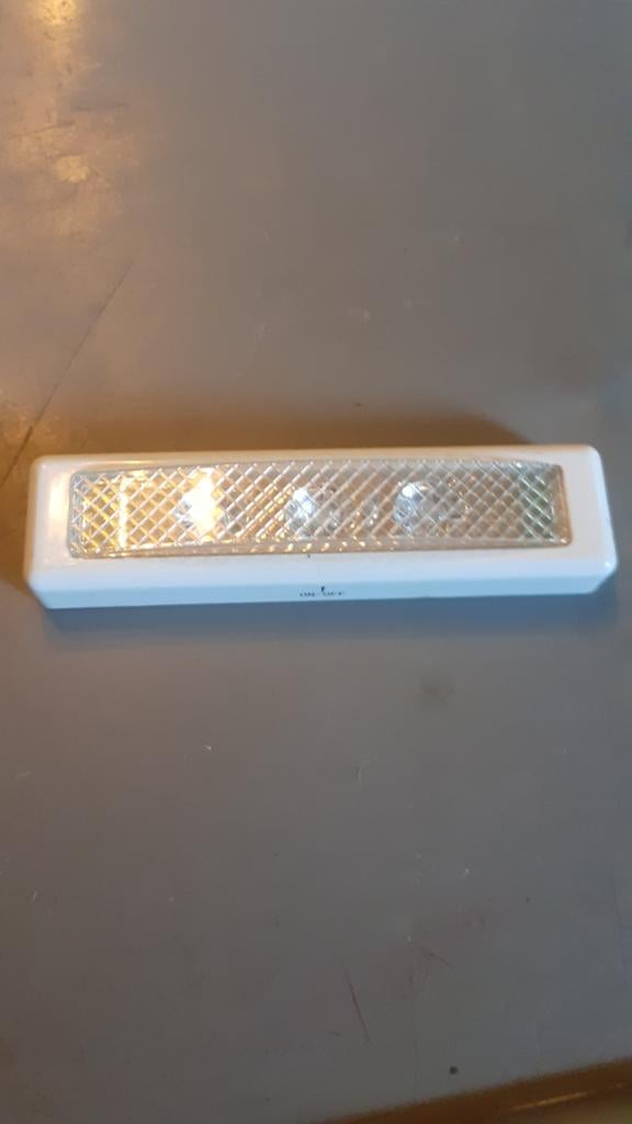 Luminaire led d'appoint sans fil pour placard, Autos : Pièces & Accessoires, Enlèvement ou Envoi