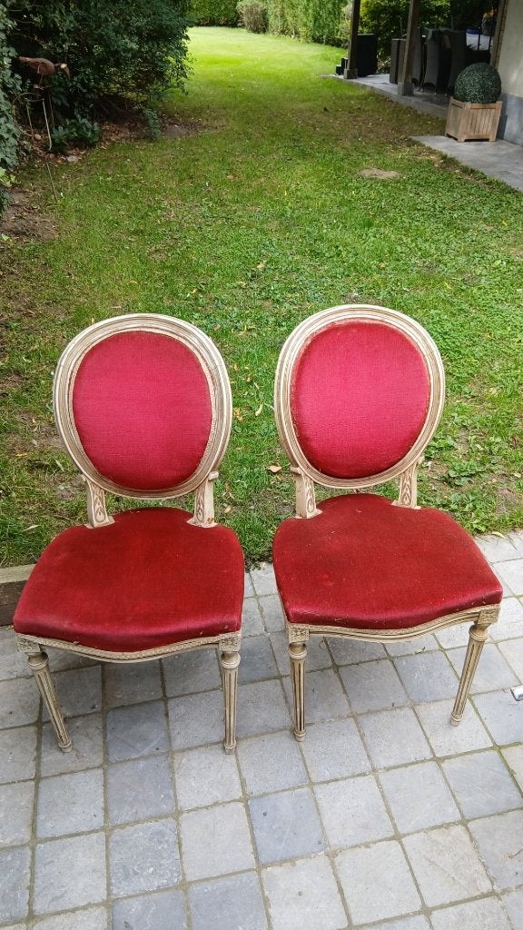 2 chaises damassées des années 1900, Enlèvement