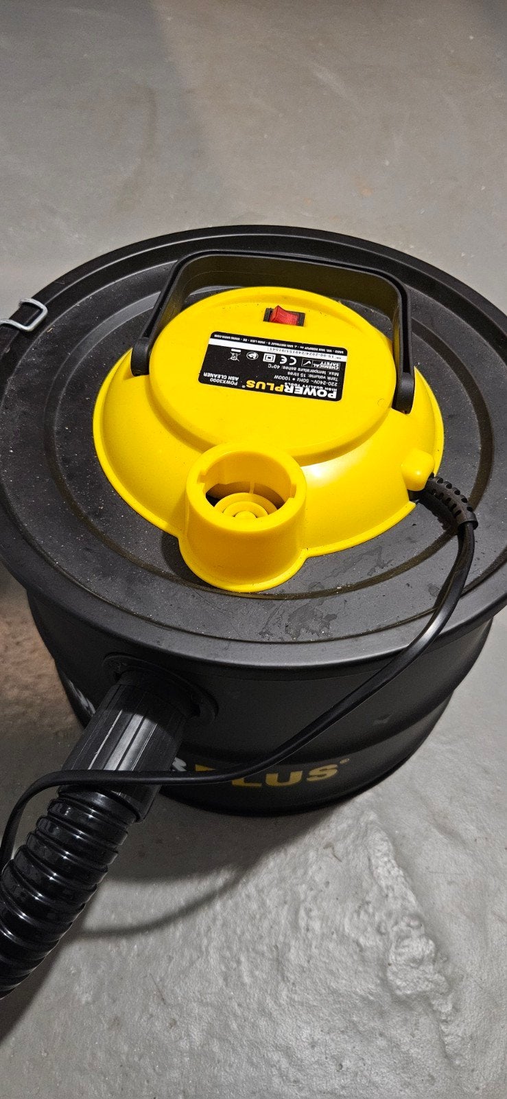 Aspirateur cendre, Electroménager