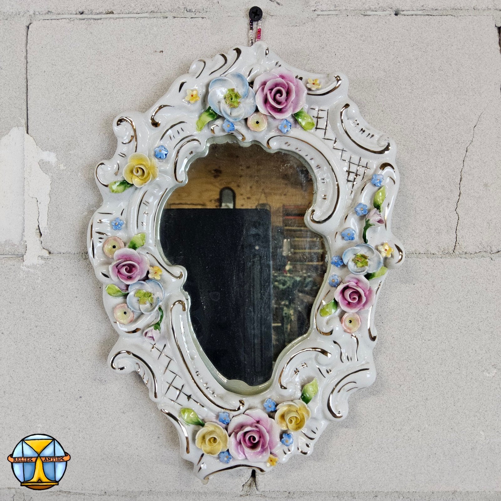 Petit miroir à fleurs allemand (Dresde) ancien en porcelaine, Antiquités & Art, Enlèvement ou Envoi