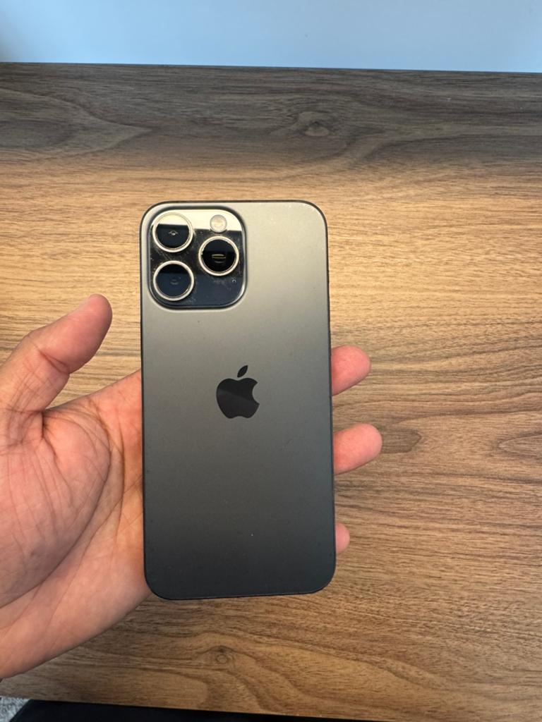 Iphone 15 pro max ( Als Nieuw), IPhone 15, Zwart, Ophalen of Verzenden, Zo goed als nieuw