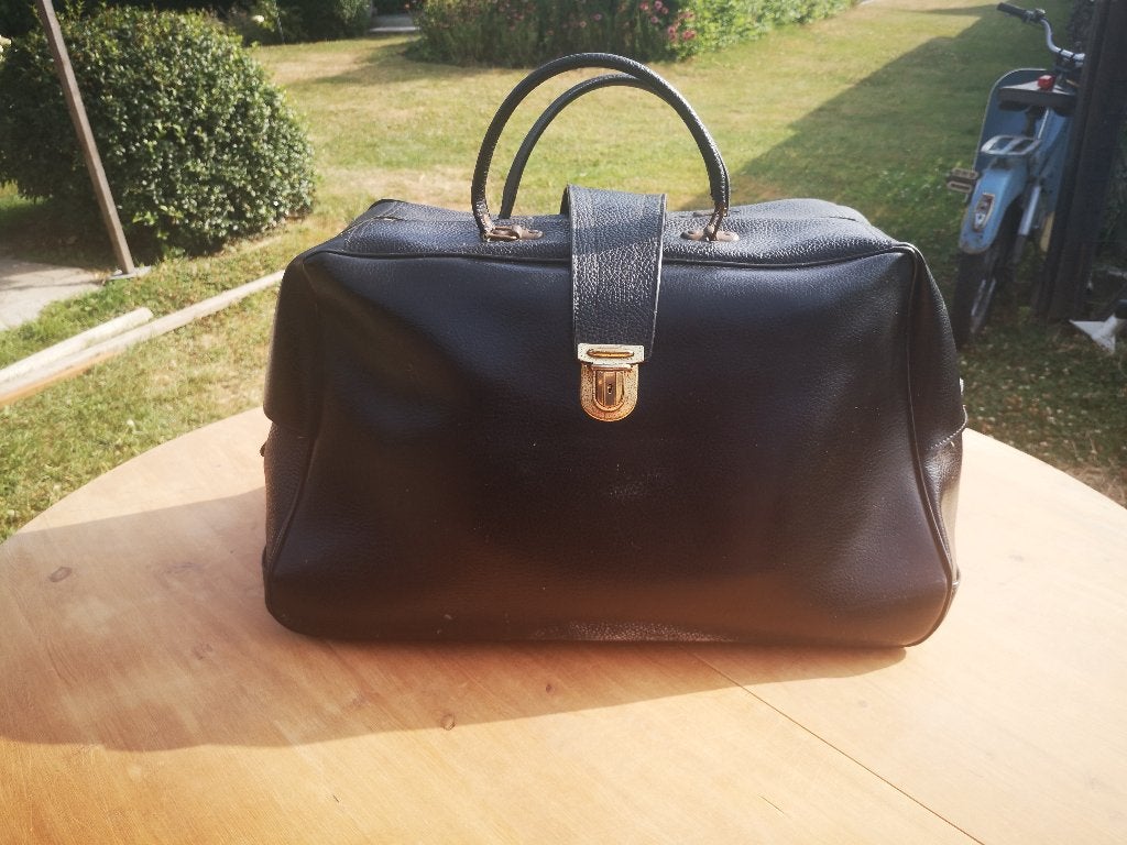 reistas, Ophalen, 40 tot 60 cm, 30 cm of meer, Zwart