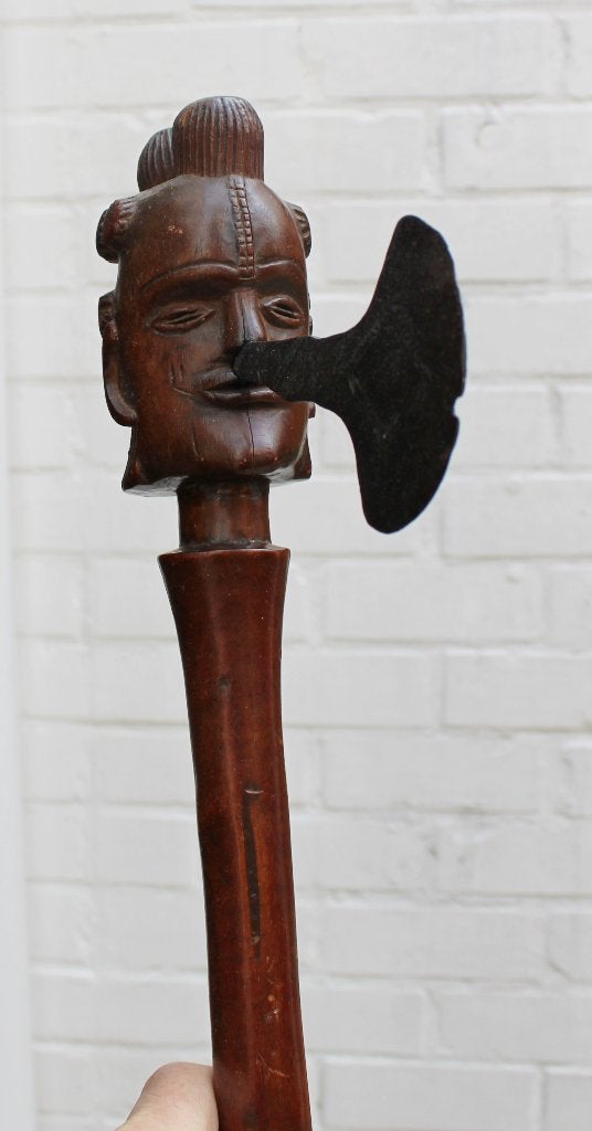 ancienne hache LUBA du CONGO, Antiquités & Art, Fait main, Afrique, Enlèvement ou Envoi, Brun