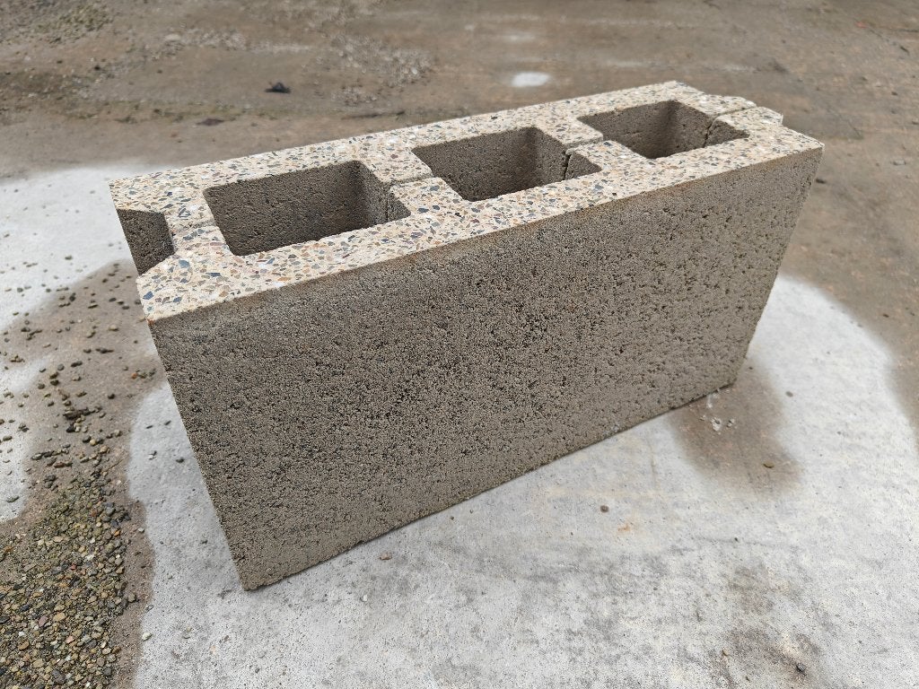 metselstenen-betonblokken /1ste /2de keus, Doe-het-zelf en Bouw, Metselstenen, Ophalen, Zo goed als nieuw, Beton