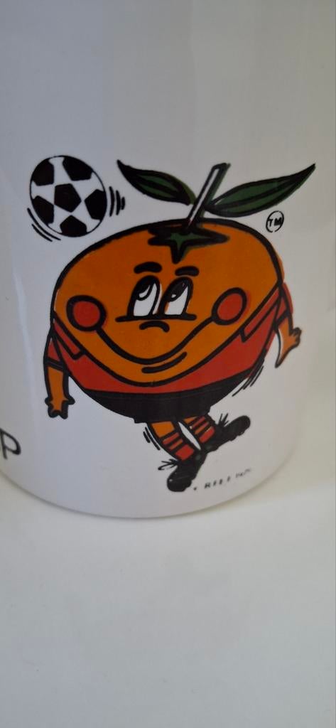 Vintage mok voetbal WK Spanje 1982 mascotte team England, Verzamelen, Ophalen of Verzenden, Gebruikt, Overige typen