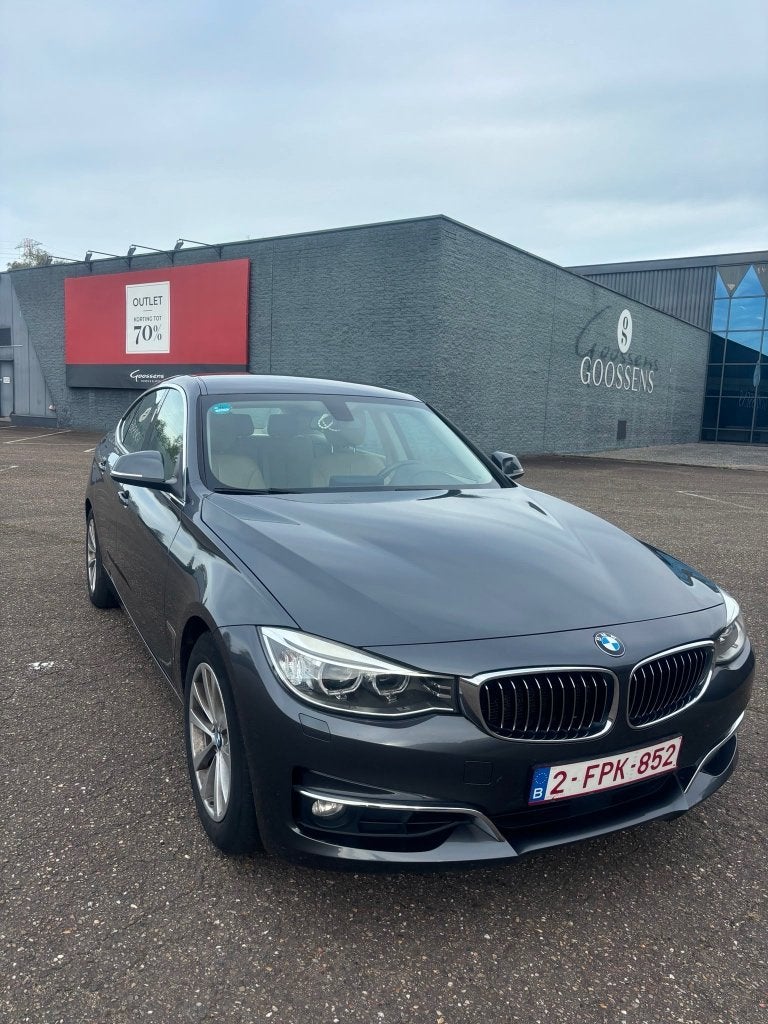 BMW 320i Limousine Automatic - TÜV Новый - 184 л.с., Auto's, BMW, Particulier, Overige modellen, 360° camera, 4x4, Aangepast voor mindervaliden