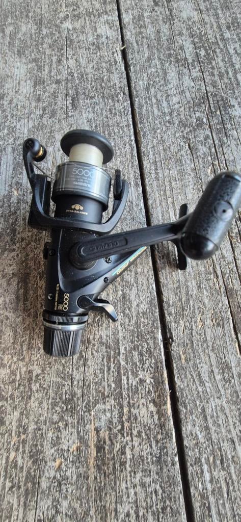 Vismolen met draad, Baitrunner Aero 5000RE, Ophalen